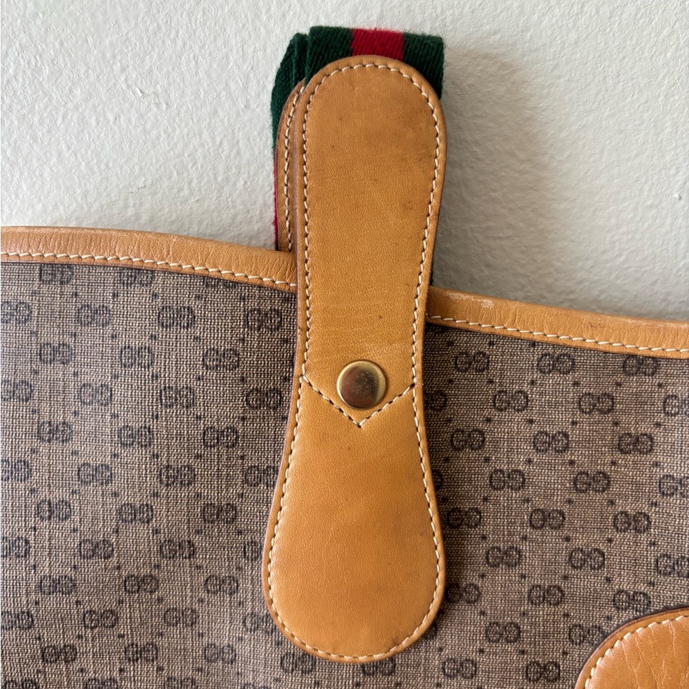 Gucci Beige and Tan Tote with Green and Red Straps - Picture 6 of 12